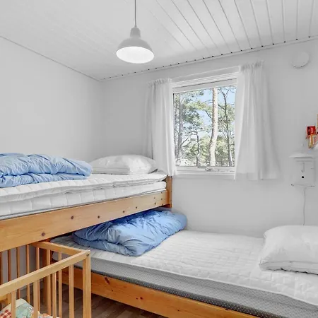 Bella Casa Con 4 Da Letto A Nexø *